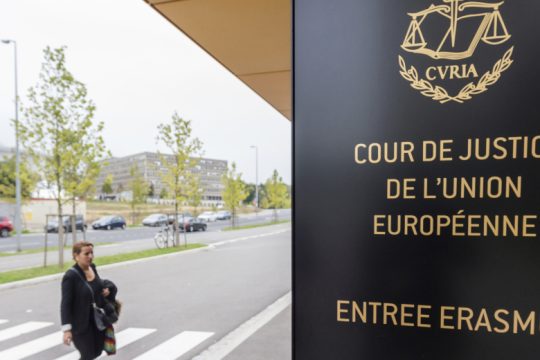 Αντίθετη στο Δίκαιο της Ε.Ε. η ουγγρική ποινικοποίηση της αλληλεγγύης