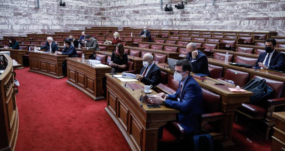 ΣΥΡΙΖΑ: Ομολογούν ότι στη λίστα Πέτσα μοίρασαν τα χρήματα με νομικά εσφαλμένο και αδιαφανή τρόπο