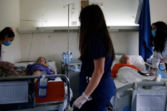 «Έκρηξη» νοσοκομειακών γιατρών: Να αναλάβετε τώρα τις εγκληματικές σας ευθύνες