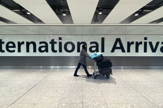 Διεθνές ταξιδιωτικό «εμπάργκο» για τις χώρες του αφρικανικού Νότου