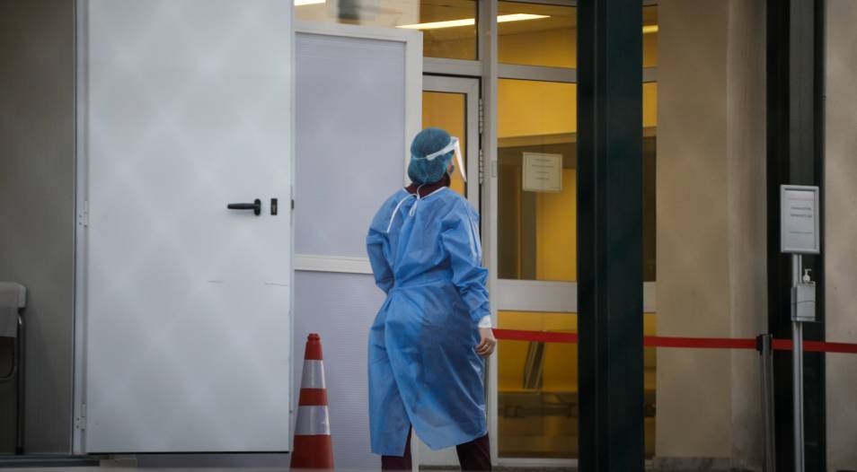Δίωξη για σύσταση εγκληματικής οργάνωσης για τους «μαϊμού» εμβολιασμούς στον Παλαμά Καρδίτσας