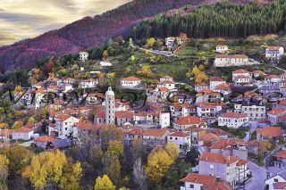 Ανακαλύπτοντας τις ομορφιές της ιστορικής Kλεισούρας Καστοριάς