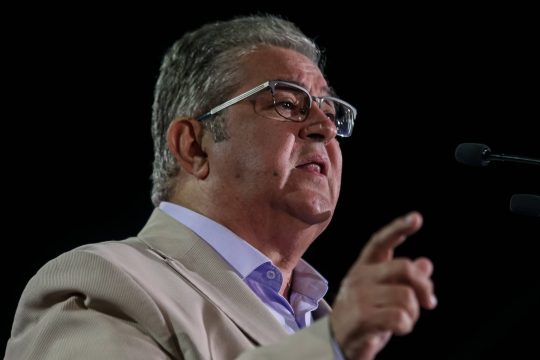 «Μόνιμες προσλήψεις στο ΕΣΥ και επίταξη του ιδιωτικού τομέα»