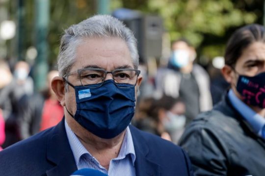 Δ. Κουτσούμπας: Ν.Δ. και ΣΥΡΙΖΑ μοιράζουν τις ίδιες κάλπικες υποσχέσεις