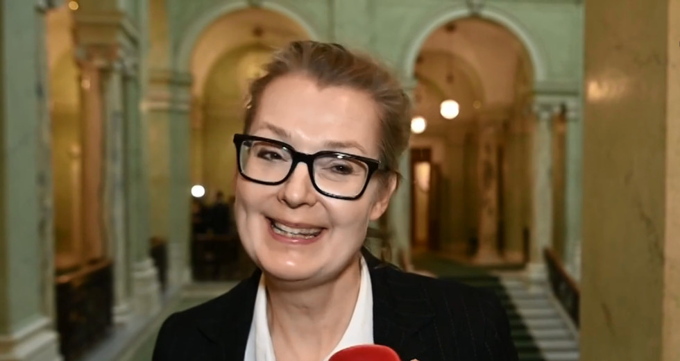Λίνα Άξελσον Κίλμπλομ: η πρώτη διεμφυλική υπουργός της Σουηδίας
