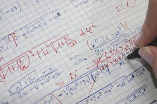 Σύγκρουση Μαθηματικής Εταιρείας (ΕΜΕ) και ΙΕΠ για τα προγράμματα Σπουδών των Μαθηματικών