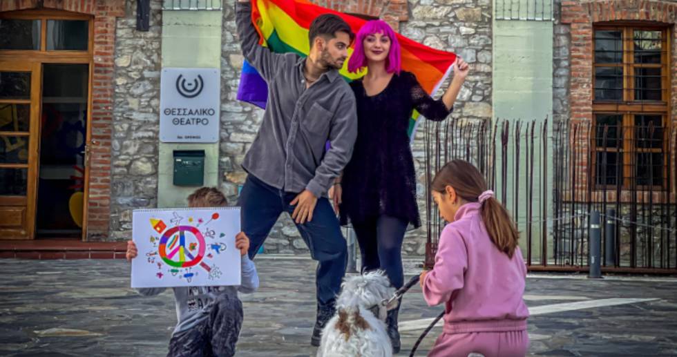 «Δικαιώματα για όλ@»: Το νέο τεύχος των Αποδημητικών Πουλιών στην «Εφ.Συν.-Σαββατοκύριακο»