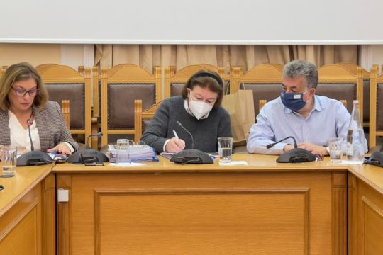 Στο Ηράκλειο η Λίνα Μενδώνη – Υπέγραψε συμβάσεις για αποκατάσταση μνημείων