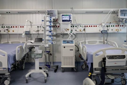 Δοκιμάζονται άγρια οι αντοχές του δημόσιου συστήματος Υγείας