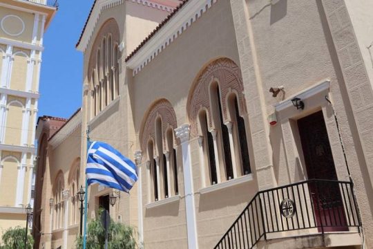 «Σατανική απόφαση»… θέτει σε αργία 14 «αρνητές» ιερείς