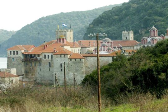 Προκαταρκτική μετά την καταγγελία αγιορείτη αρχιμανδρίτη για τους αρνητές του Άθω