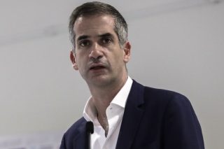 Κάνει πίσω ο δήμαρχος Αθηναίων μετά την αποκάλυψη της «Εφ.Συν.»