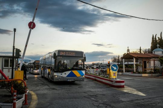 Ψάχνουν «εθνικό ευεργέτη» για τα καινούργια λεωφορεία