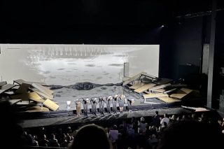 Ο «Εγκάρσιος Προσανατολισμός» του Δ. Παπαϊωάννου μάγεψε τους Λονδρέζους