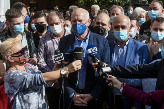 Συνεχίζεται η κούρσα των υποψηφίων για την προεδρία του ΚΙΝ.ΑΛΛ.