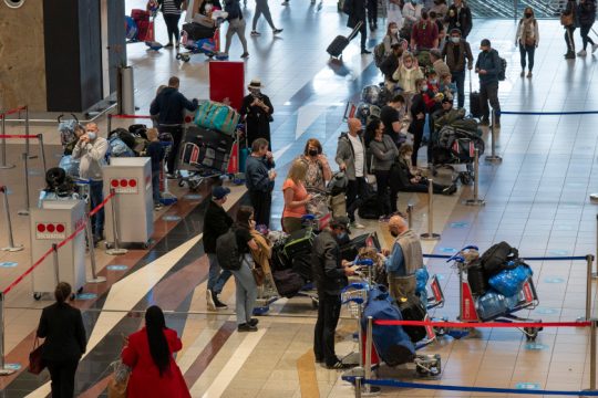 Προσωρινό «φρένο» από την Ε.Ε. στα ταξίδια από 7 χώρες της Αφρικής