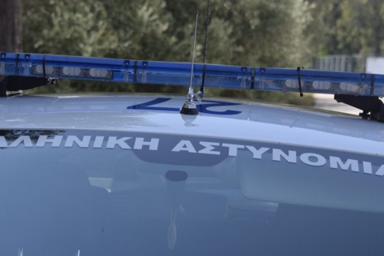 Εξαρθρώθηκε συμμορία που εξαπατούσε για χρηματικά ποσά ηλικιωμένους