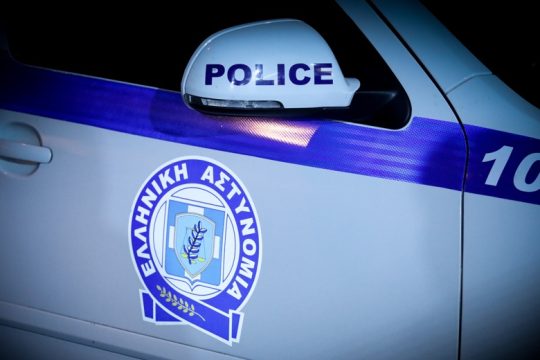 Παραδόθηκε ο 39χρονος για τη στυγερή δολοφονία της νονάς του