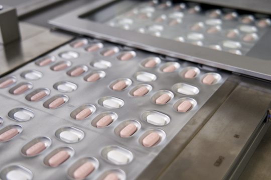 Ξαφνική… μεγαλοψυχία από την Pfizer