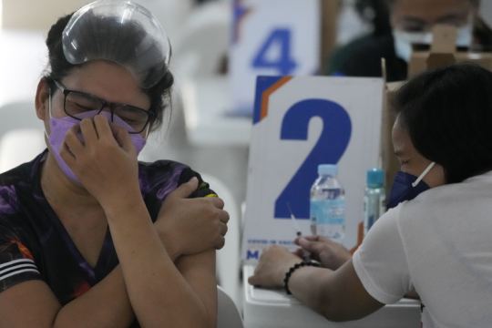 Εξπρές εμβολιαστικό πρόγραμμα μαμούθ στις Φιλιππίνες