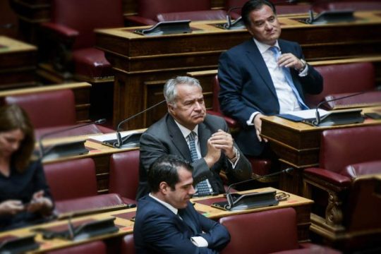 Κολλημένοι με την ατομική ευθύνη Πλεύρης και Βορίδης