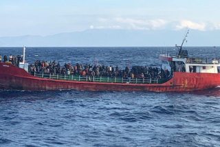«Θρίλερ» μόνο για τους πρόσφυγες