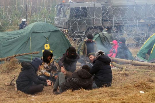 Θεσμικές κόντρες στην Ε.Ε. για τους φράχτες κατά των προσφύγων