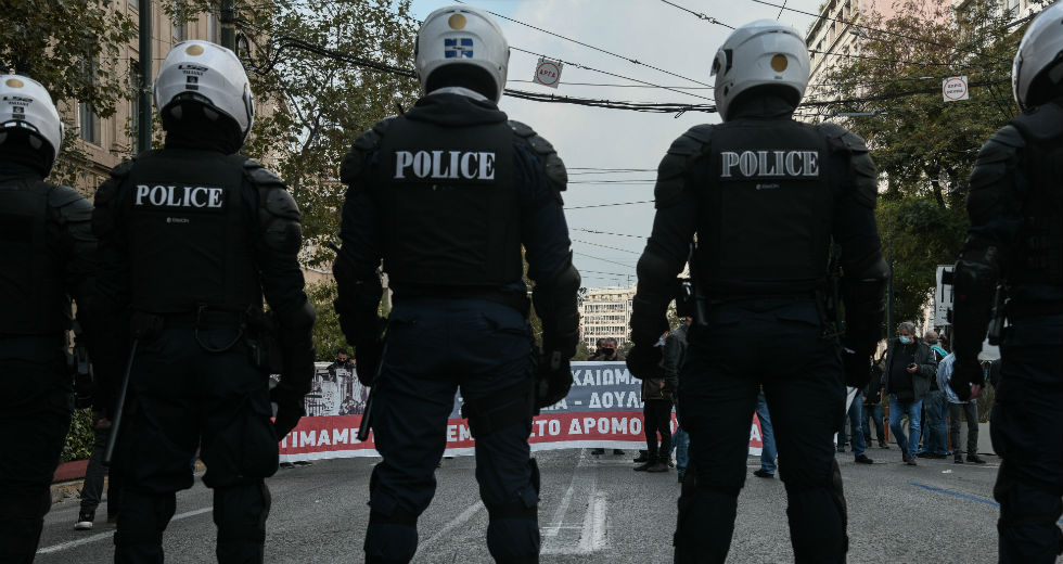 Η… ισχυρή Ελλάδα του κ. Μητσοτάκη που… ακμάζει