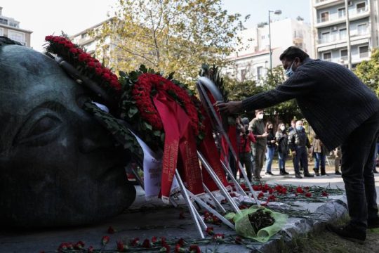Κορυφώνονται οι εκδηλώσεις για το Πολυτεχνείο: Οι συγκεντρώσεις και τα πολιτικά μηνύματα