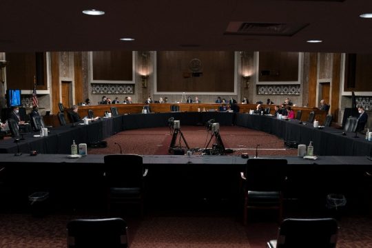 Σύλληψη Ρώσου αναλυτή στο πλαίσιο έρευνας για πιθανές σχέσεις του Τραμπ με τη Ρωσία