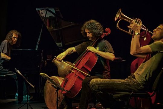Σταύρος Λάντσιας Trio Live στον «Παρνασσό»