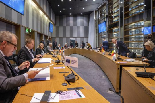 Με… άδεια χέρια Ελλάδα-Κύπρος στη σύνοδο υπουργών Αμυνας της Ε.Ε.