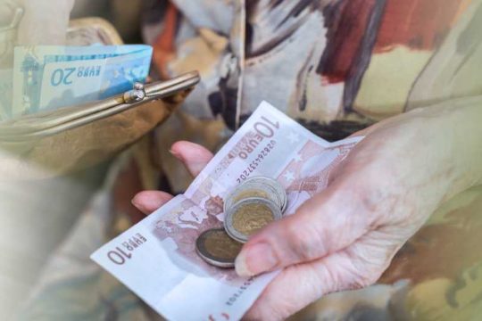 Ποιους αφορά το «προεκλογικό» βοήθημα που εξήγγειλε ο πρωθυπουργός
