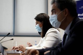 Στην κρησάρα της ΕΒΕ και τα Πανεπιστήμια