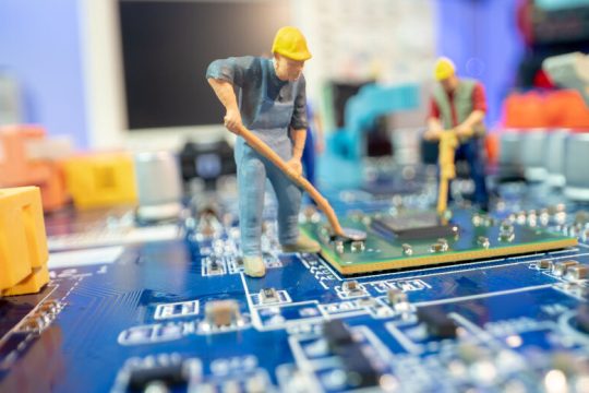 Ούτε τεχνητή ούτε νοημοσύνη
