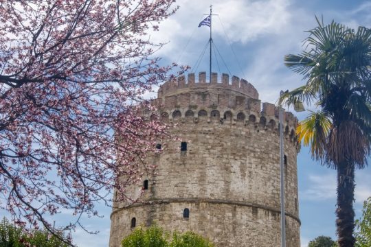 Θεσσαλονίκη: Ξεπέρασαν τις υψηλότερες τιμές του 3ου κύματος οι τιμές του ιικού φορτίου στα λύματα