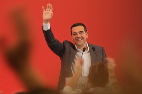 Τσίπρας: Ο κ. Μητσοτάκης συμπεριφέρεται σαν να ζει σε άλλη χώρα