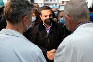 Επαφές Τσίπρα με στόχο την ενίσχυση του ΕΣΥ