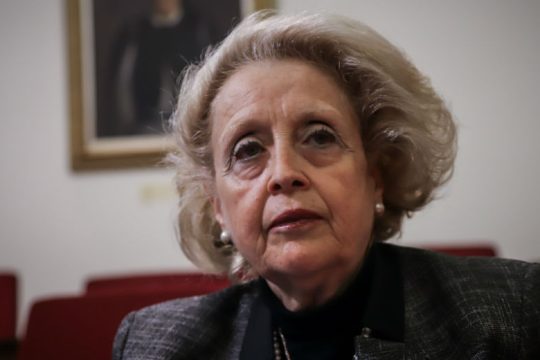 Β. Θάνου: Γιατί δεν πρέπει να ικανοποιηθεί το αίτημα της Τουρκίας κατά της «Δημοκρατίας»