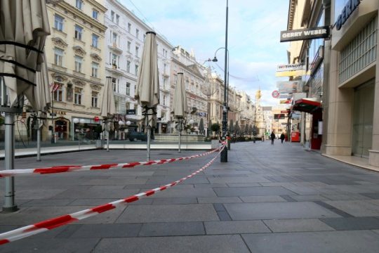 Ολικό lockdown στην Αυστρία από Δευτέρα