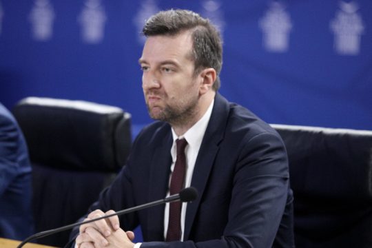 Παραιτείται ο γραμματέας επικοινωνίας του ΚΙΝ.ΑΛΛ. – Ποιον στηρίζει στις εκλογές