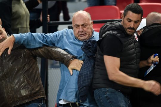 Επεισόδια και προσωρινή διακοπή του αγώνα Βόλος – Άρης