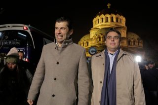«Κάθαρση» ή… φούμαρα;