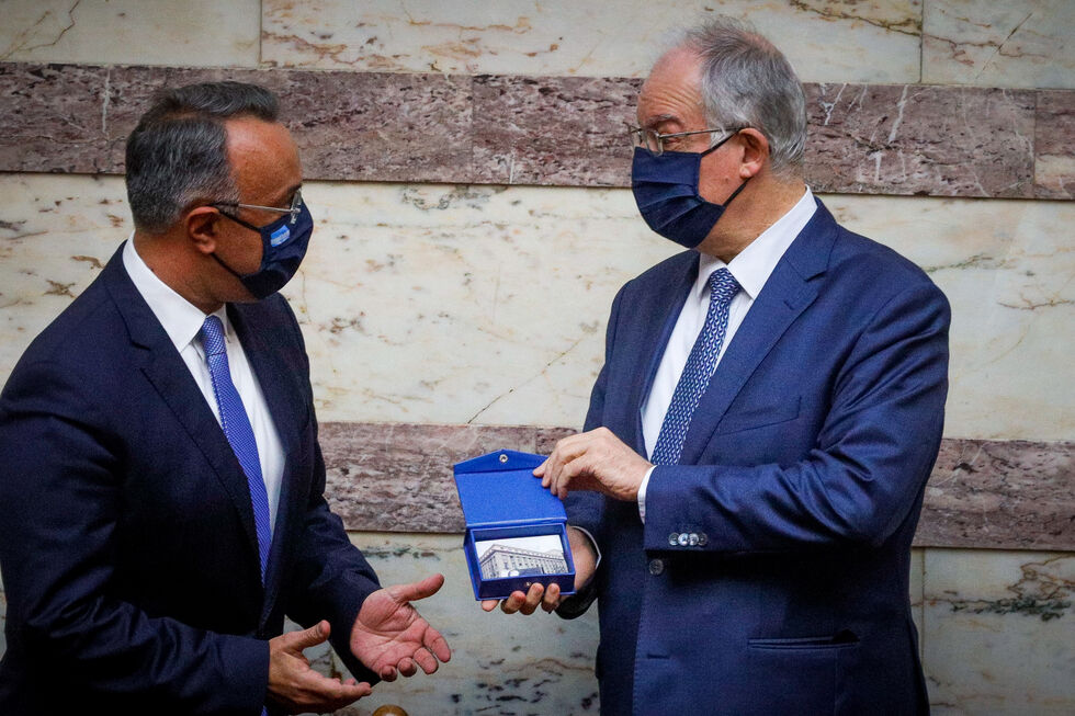 Περί προϋπολογισμού και ανεξαρτησίας