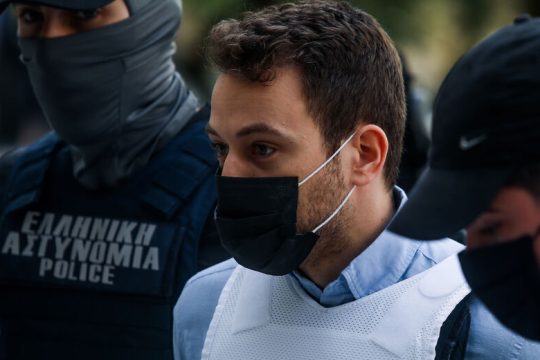 Στο εδώλιο ο γυναικοκτόνος