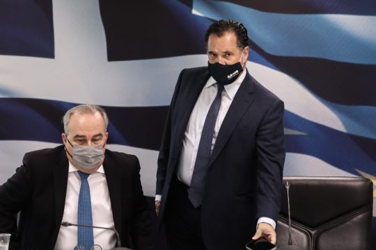 Σσσσσ… Η ανάπτυξη μετακομίζει Αθήνα και εδώ κουνάμε μαντίλι