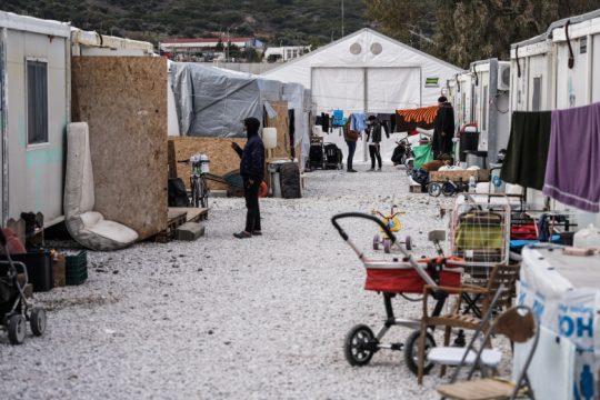 Χιλιάδες πρόσφυγες στην Ελλάδα χωρίς μισό ευρώ στην τσέπη