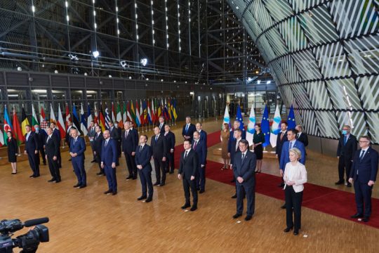 «Ναυάγιο» των 27 για το ενεργειακό