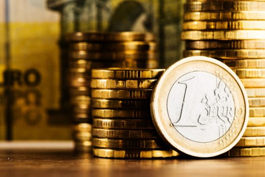 Οι τιτλοποιήσεις ξαλαφρώνουν τις τράπεζες