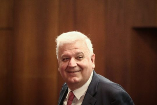 Μαντέψτε